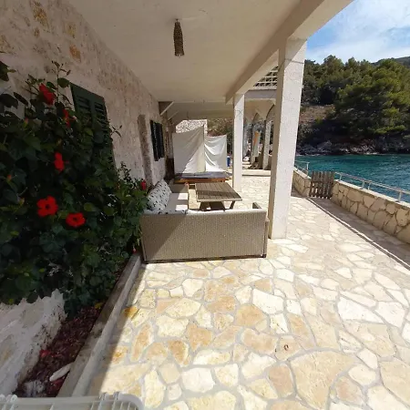 Robinson Medvidna Hvar Apartamento *